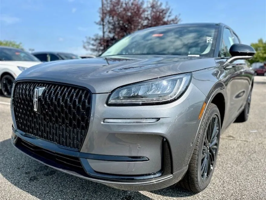 2024 Lincoln Corsair Premiere photo 1