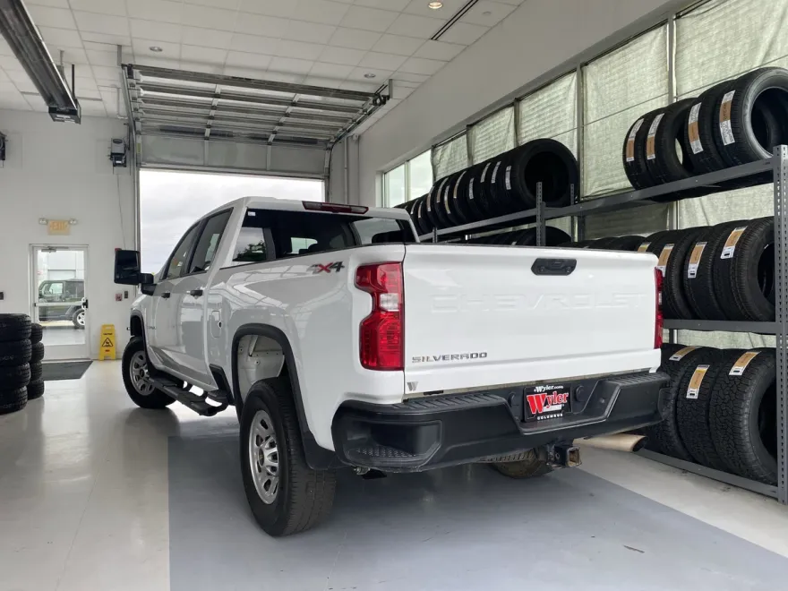 2024 Chevrolet Silverado 3500HD Work Truck photo 1