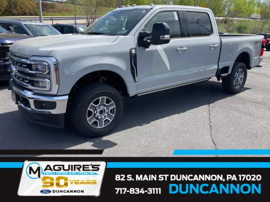 2025 Ford F-250 Lariat photo 1