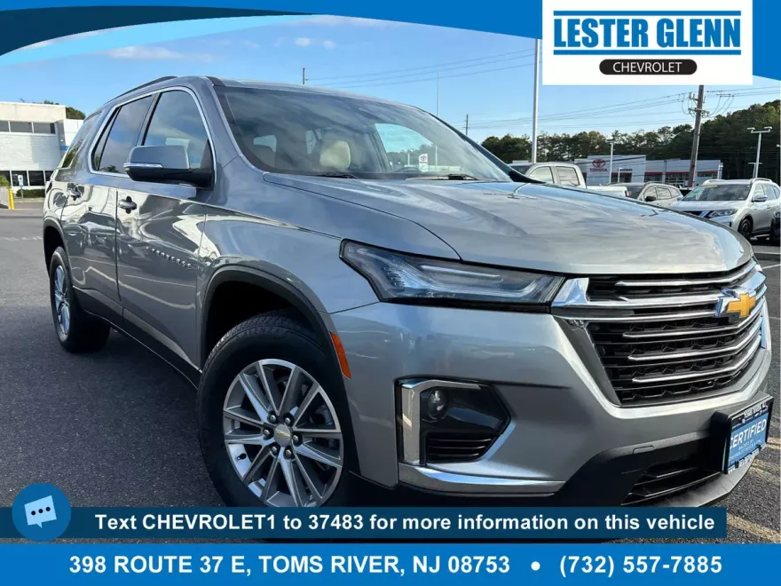 2023 Chevrolet Traverse Leather photo 1