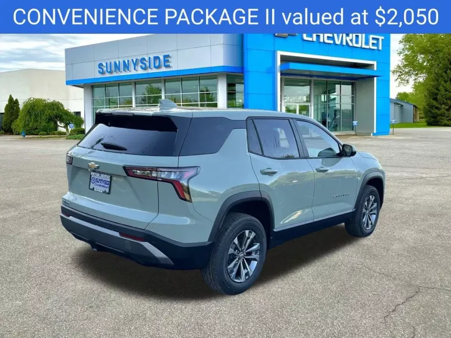 2026 Chevrolet Equinox LT photo 1