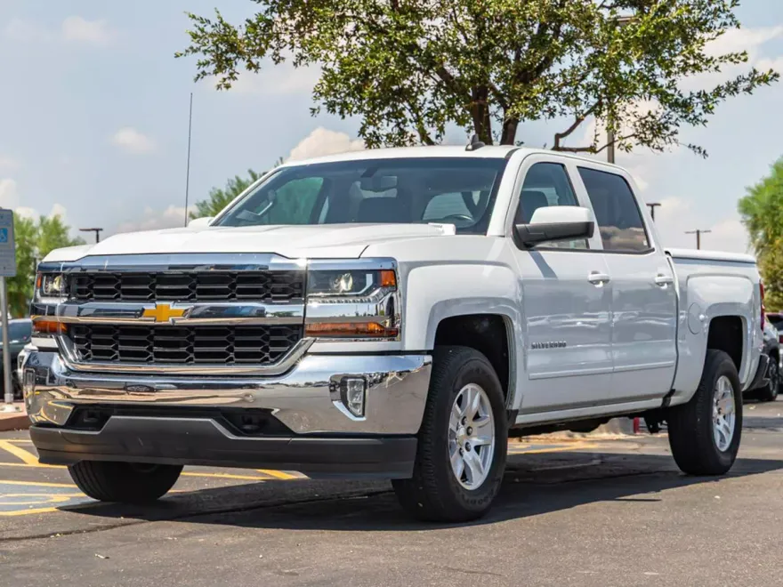 2018 Chevrolet Silverado 1500 LT Z71 photo 1