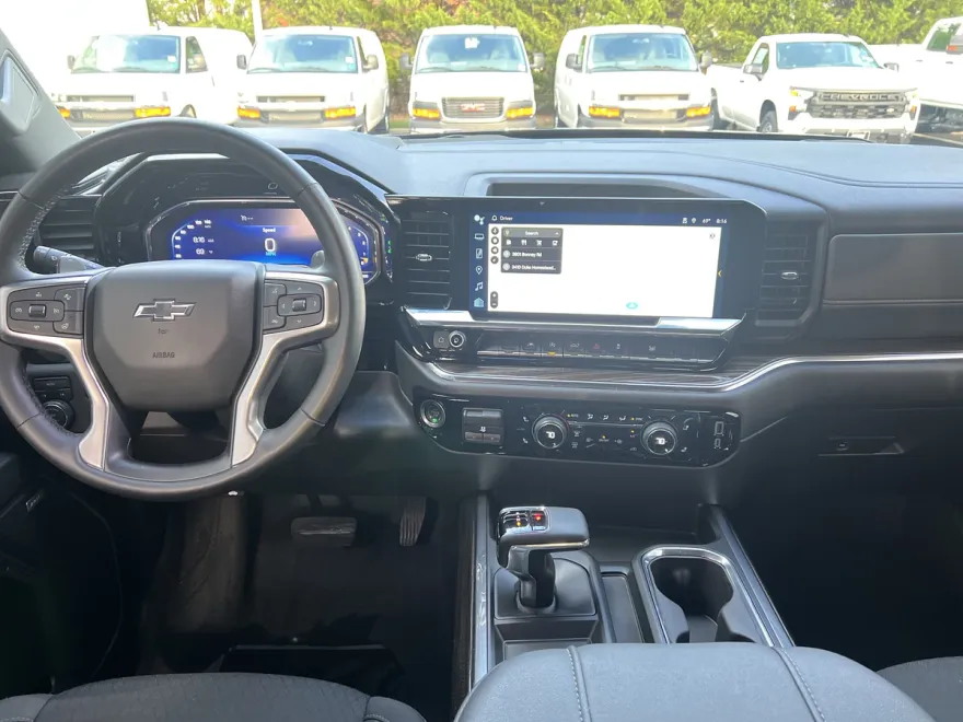 2024 Chevrolet Silverado 1500 RST photo 1