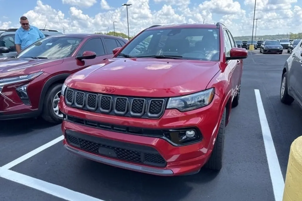 2023 Jeep Compass High Altitude photo 1