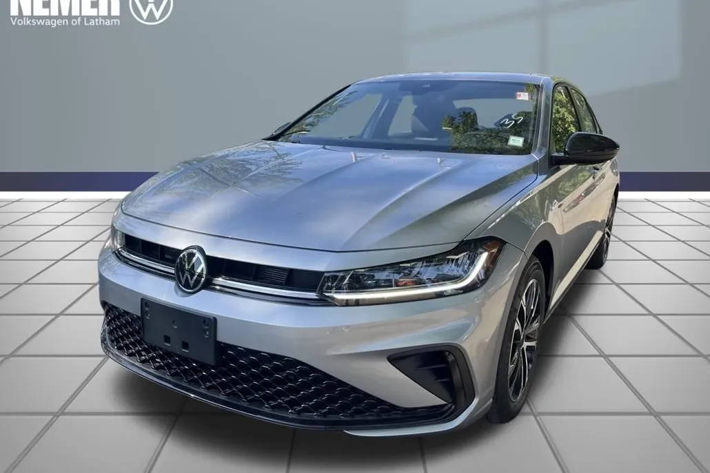 2025 Volkswagen Jetta 1.5T Sport photo 1