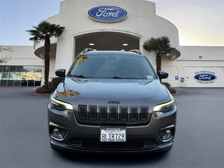 2019 Jeep Cherokee Altitude photo 1
