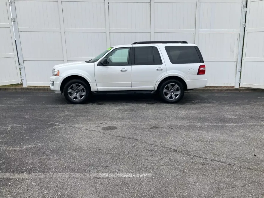 2017 Ford Expedition XLT King Ranch photo 1