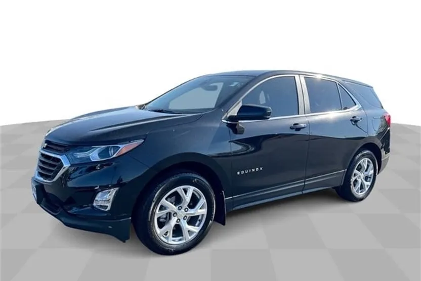 2021 Chevrolet Equinox LT photo 1