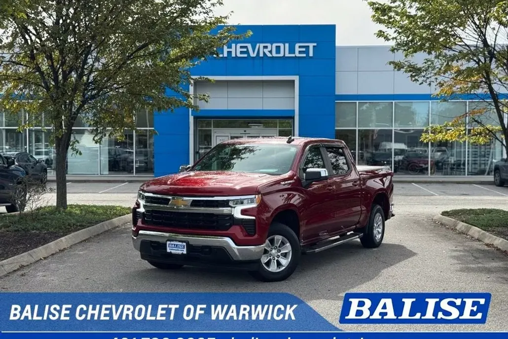 2022 Chevrolet Silverado 1500 LT photo 1