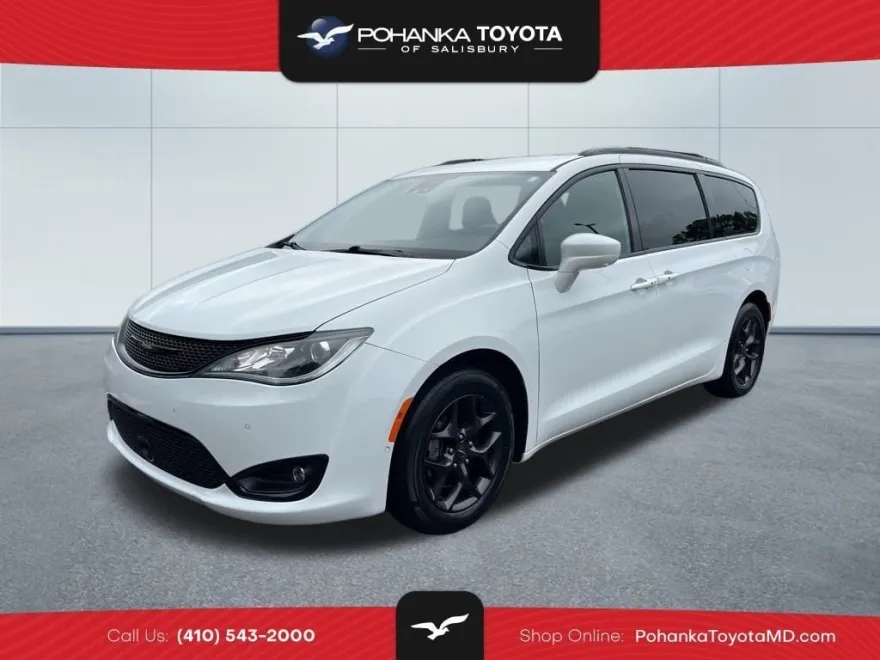 2020 Chrysler Pacifica Touring Plus photo 1