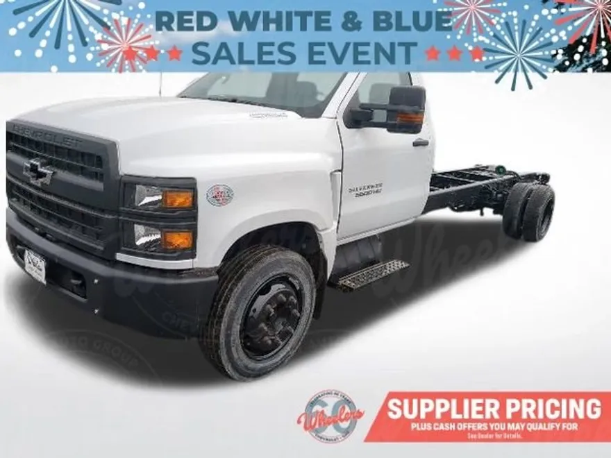 2024 Chevrolet Silverado 5500HD Work Truck photo 1