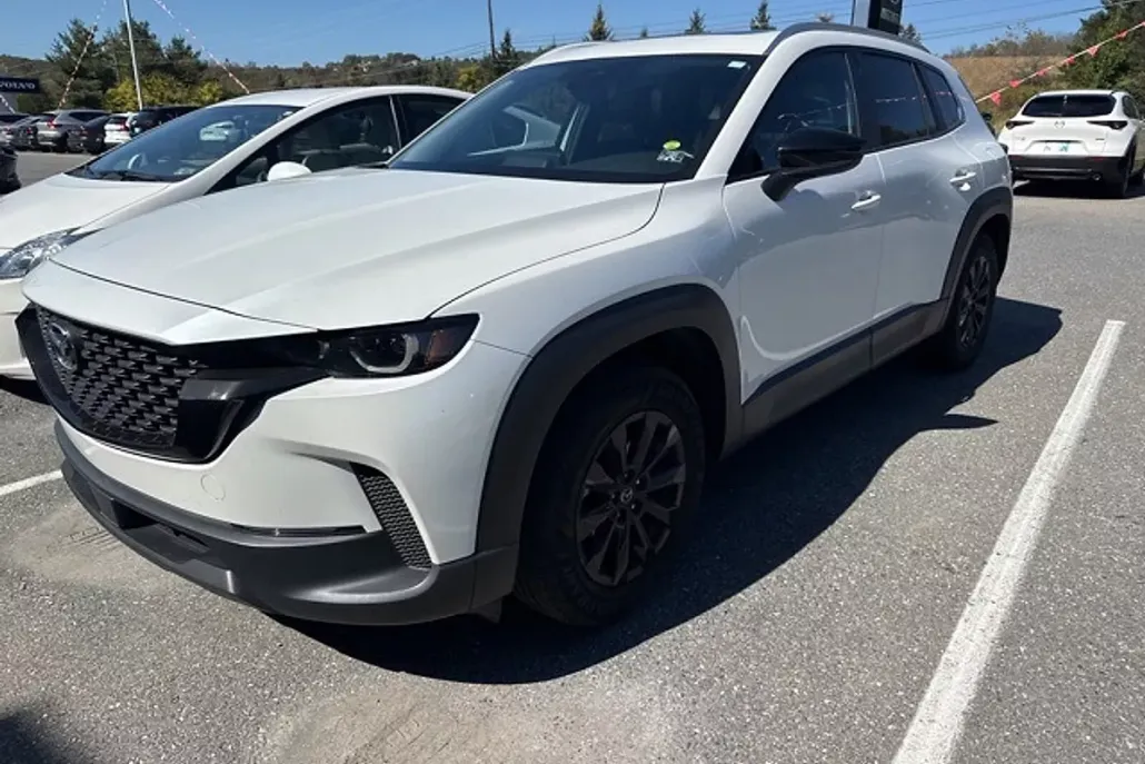 2023 Mazda CX-50 2.5 Preferred Plus photo 1