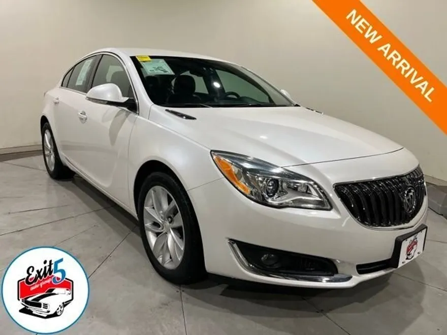 2017 Buick Regal Premium II photo 1