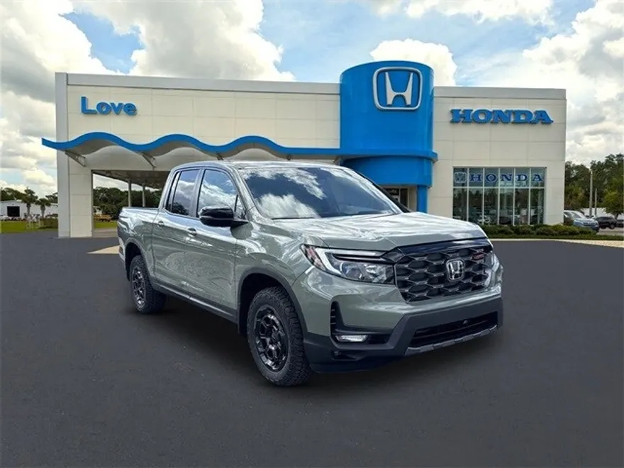 2026 Honda Ridgeline TrailSport photo 1