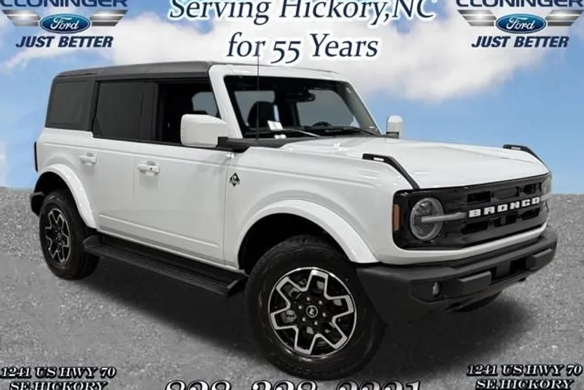 2025 Ford Bronco Outer Banks photo 1