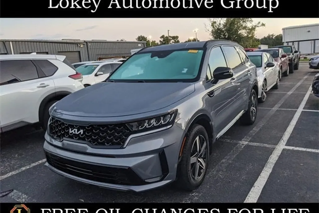 2023 Kia Sorento S photo 1