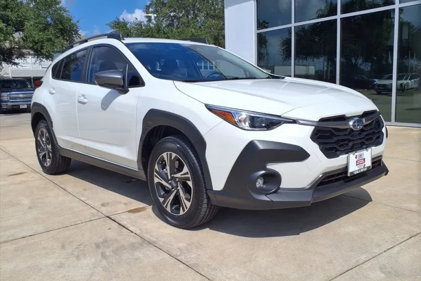 2025 Subaru Crosstrek Premium photo 1