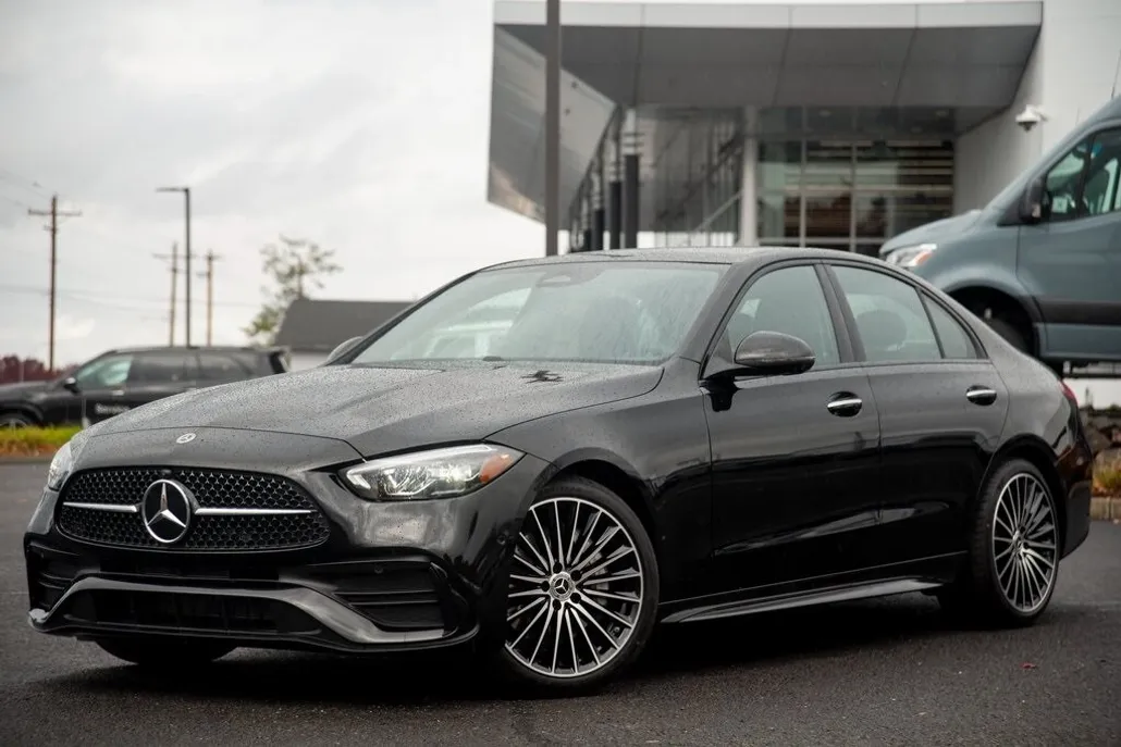 2025 Mercedes Benz C 300 Sedan photo 1