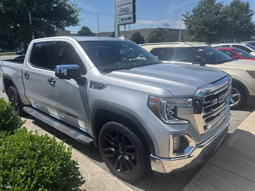 2021 Gmc Sierra 1500 SLT photo 1