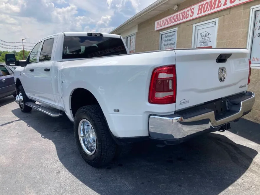 2023 Ram 3500 Tradesman photo 1