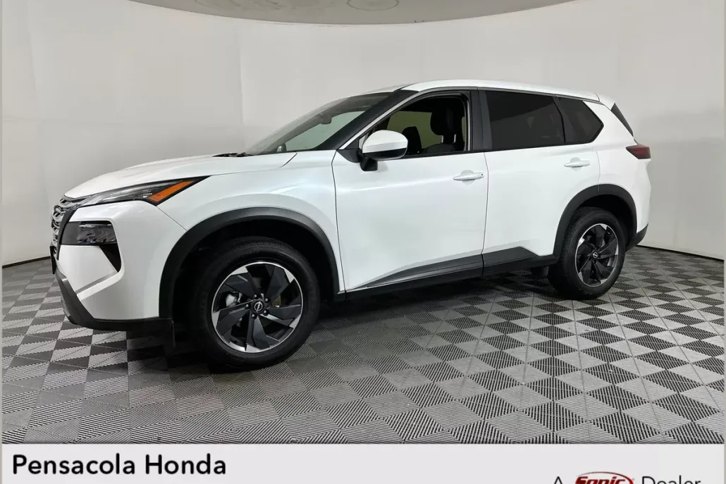 2024 Nissan Rogue SV photo 1