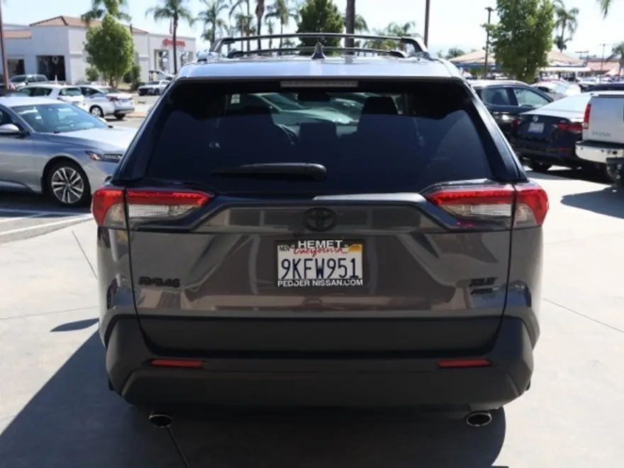 2024 Toyota RAV4 XLE photo 1