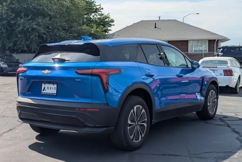 2024 Chevrolet Blazer EV photo 1