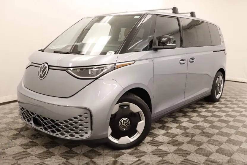 2025 Volkswagen ID. Buzz Pro S photo 1