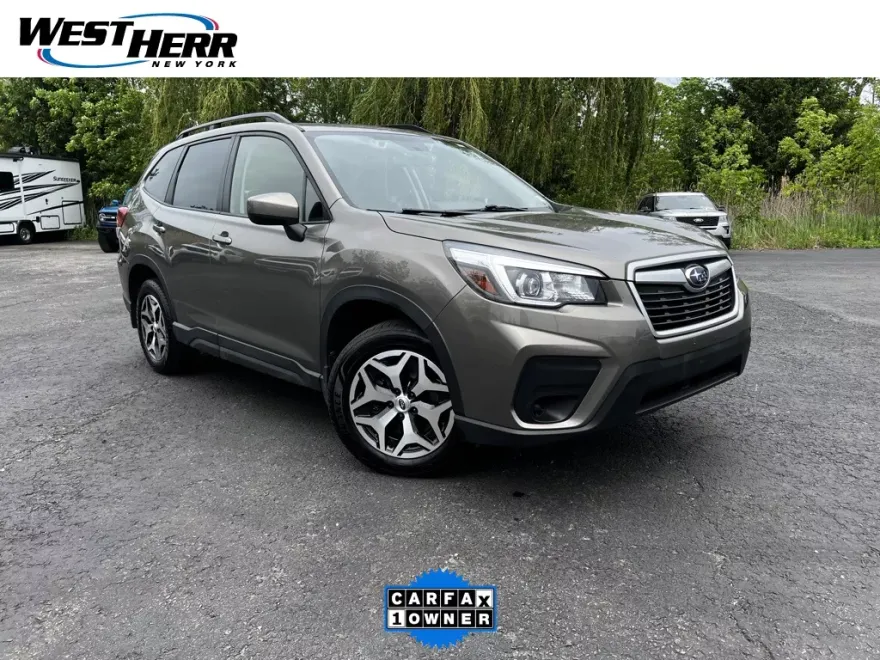 2020 Subaru Forester Premium photo 1