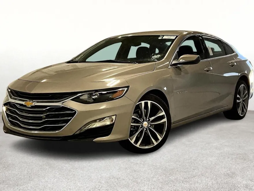 2025 Chevrolet Malibu 1LT photo 1