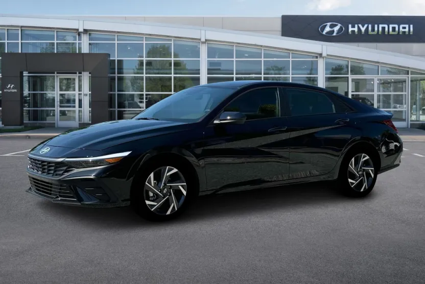 2025 Hyundai Elantra SEL Sport photo 1