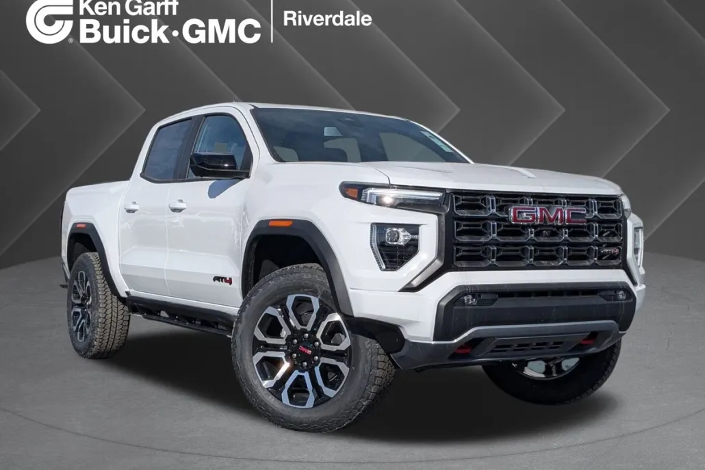 2025 Gmc Canyon AT4 photo 1
