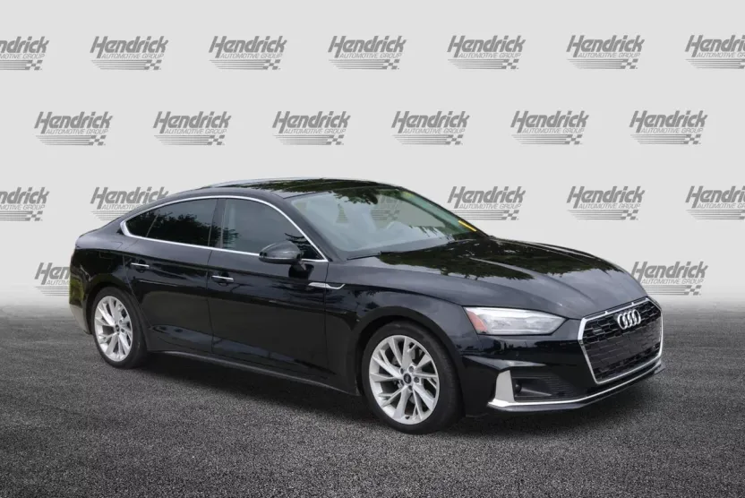 2022 Audi A5 Quattro Premium photo 1