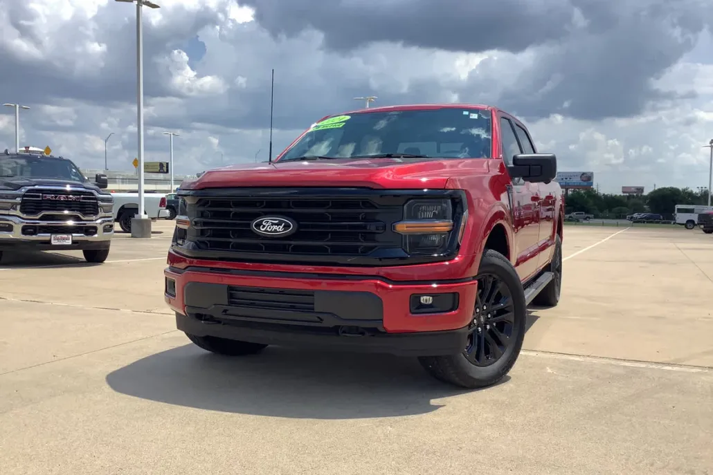 2024 Ford F-150 XLT photo 1