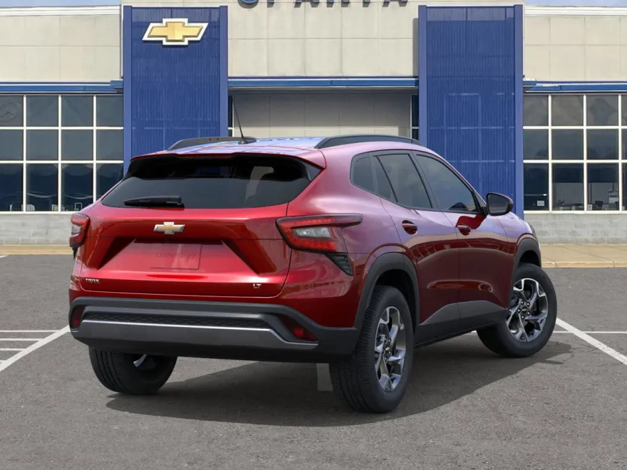 2026 Chevrolet Trax LT photo 1