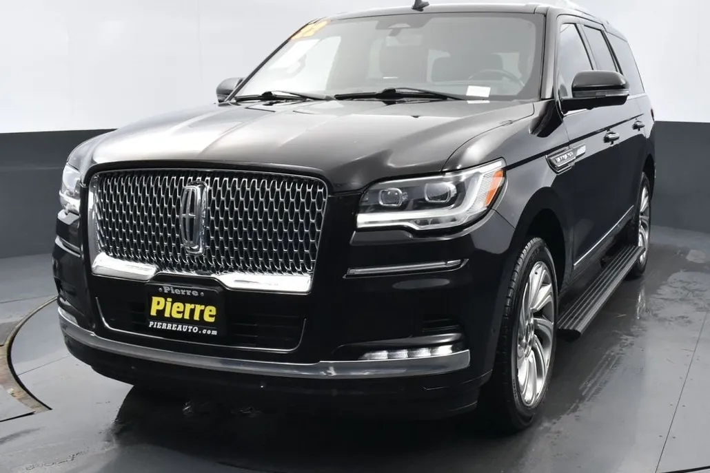 2022 Lincoln Navigator Reserve photo 1