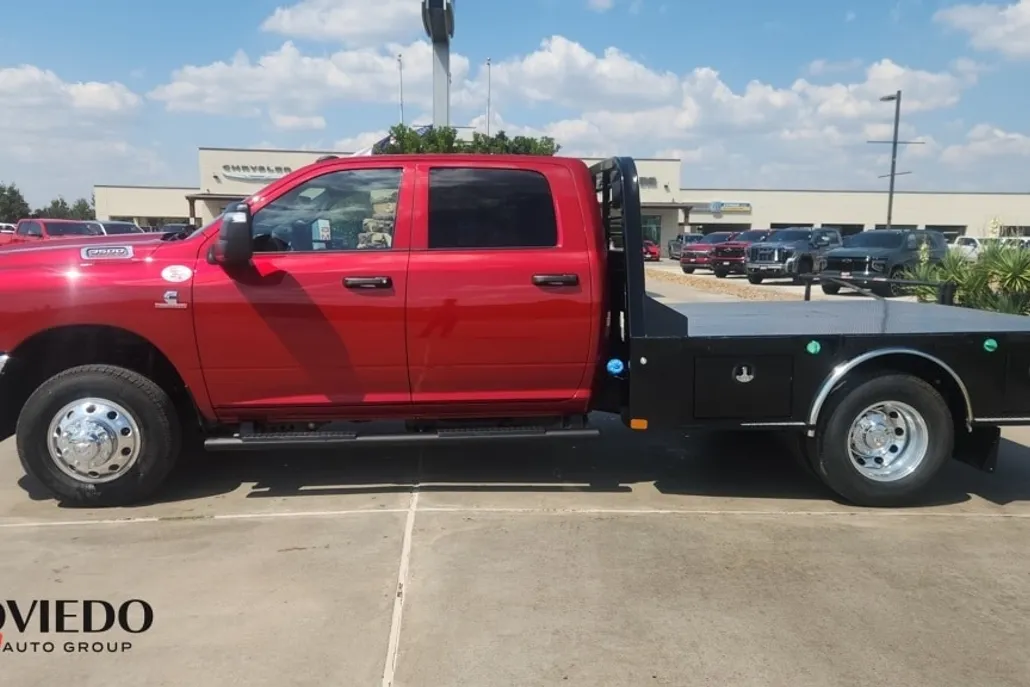 2026 Ram 3500 Tradesman photo 1