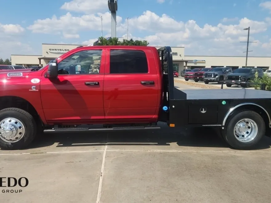 2026 Ram 3500 Tradesman photo 1