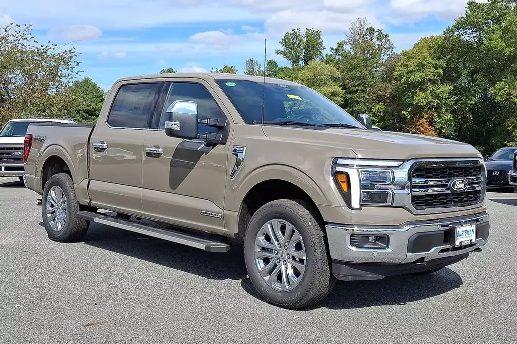 2025 Ford F-150 Lariat photo 1