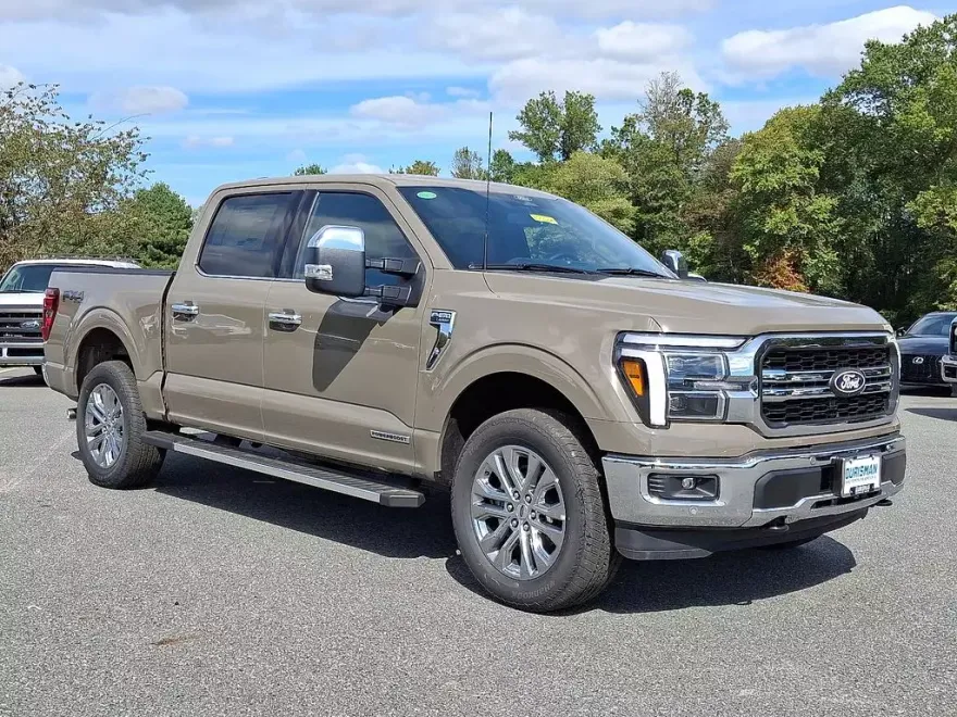 2025 Ford F-150 Lariat photo 1