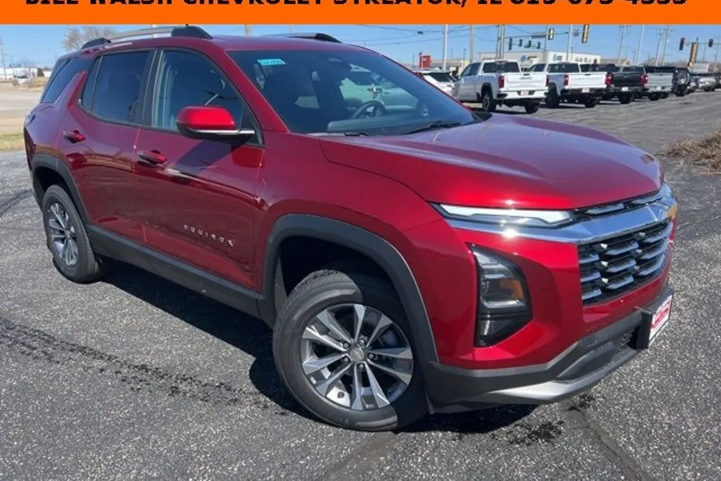 2025 Chevrolet Equinox LT photo 1