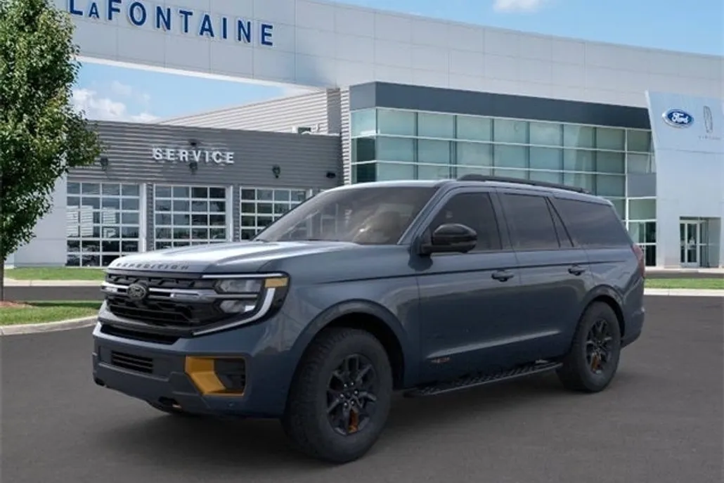 2025 Ford Expedition photo 1