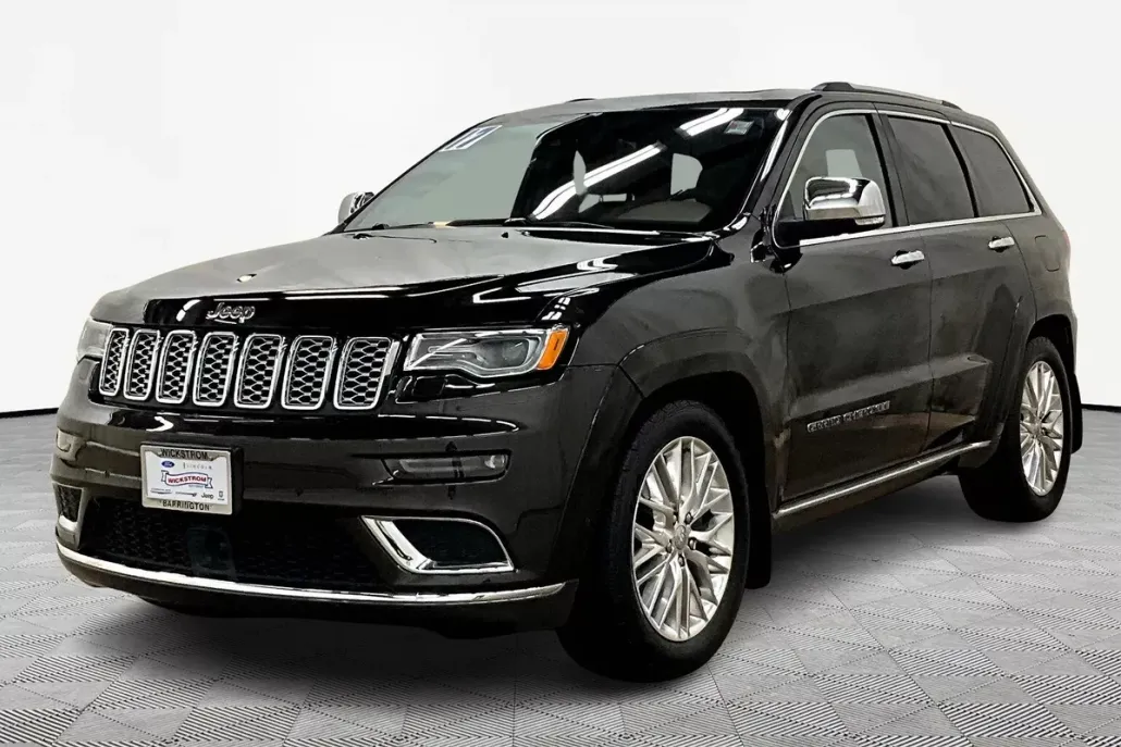 2017 Jeep Grand Cherokee Summit photo 1