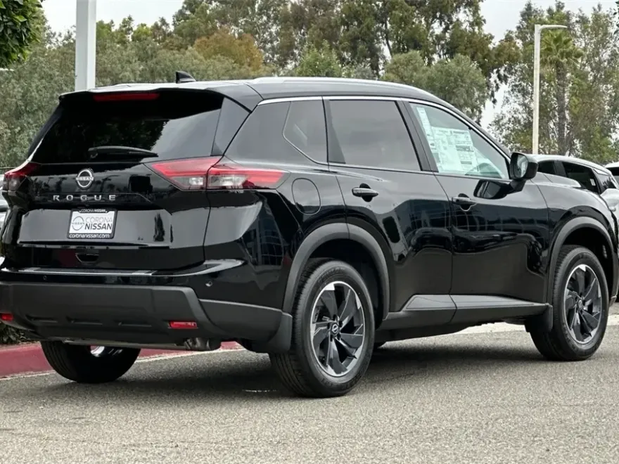 2025 Nissan Rogue SV photo 1