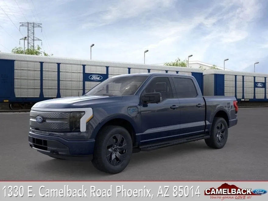 2025 Ford F-150 Lightning photo 1