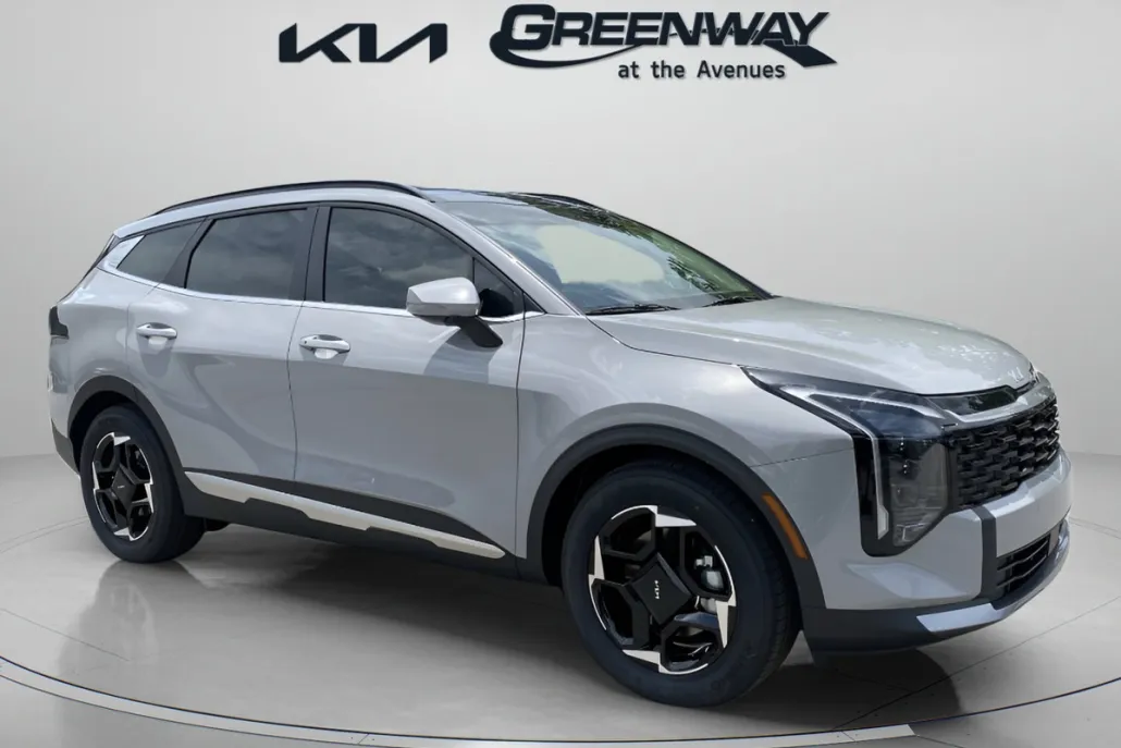 2026 Kia Sportage EX photo 1