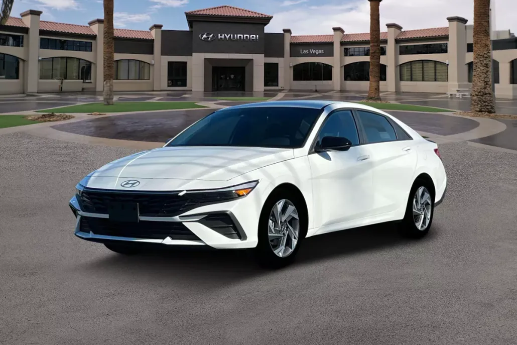 2025 Hyundai Elantra SEL Sport photo 1