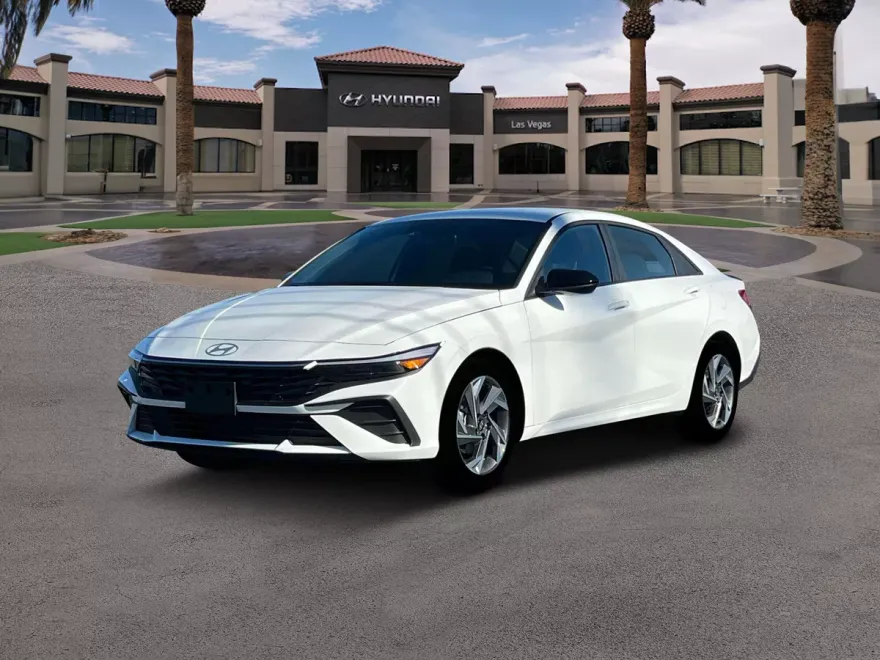 2025 Hyundai Elantra SEL Sport photo 1
