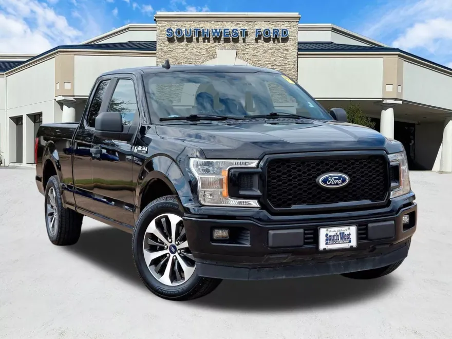 2020 Ford F-150 XL photo 1