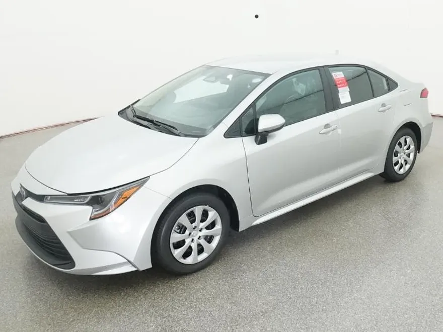 2026 Toyota Corolla LE photo 1